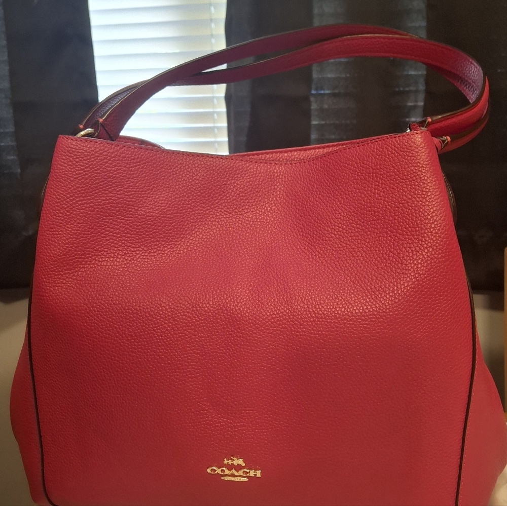 Coach Edie Leather Shoulder Bag 31 - Picture 3 of 16